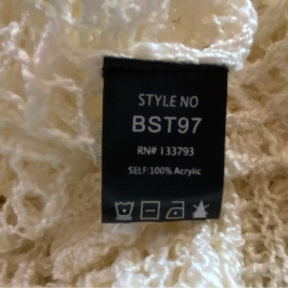 Closet Chic Small Crocheted Lace Cover Up - Picture 8 of 8